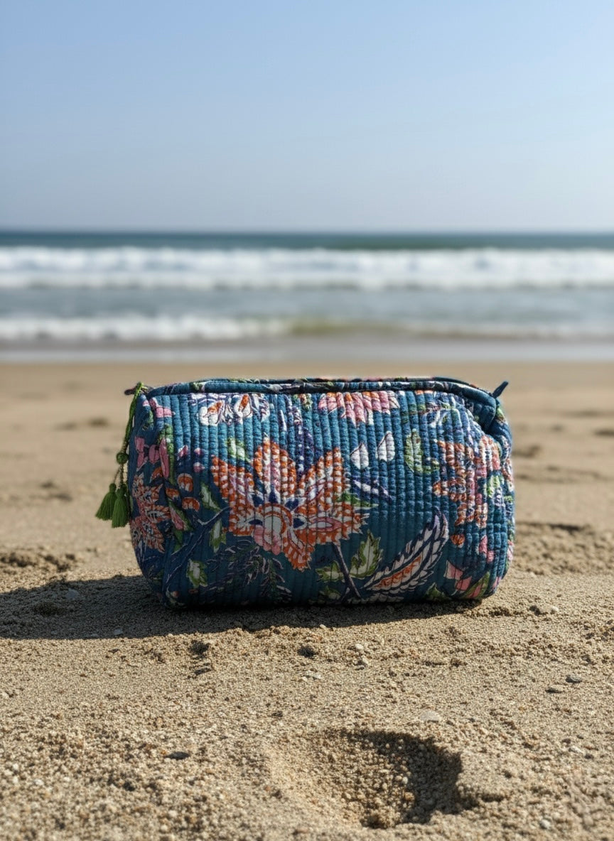 Toalettmappe - blå multi blomstret