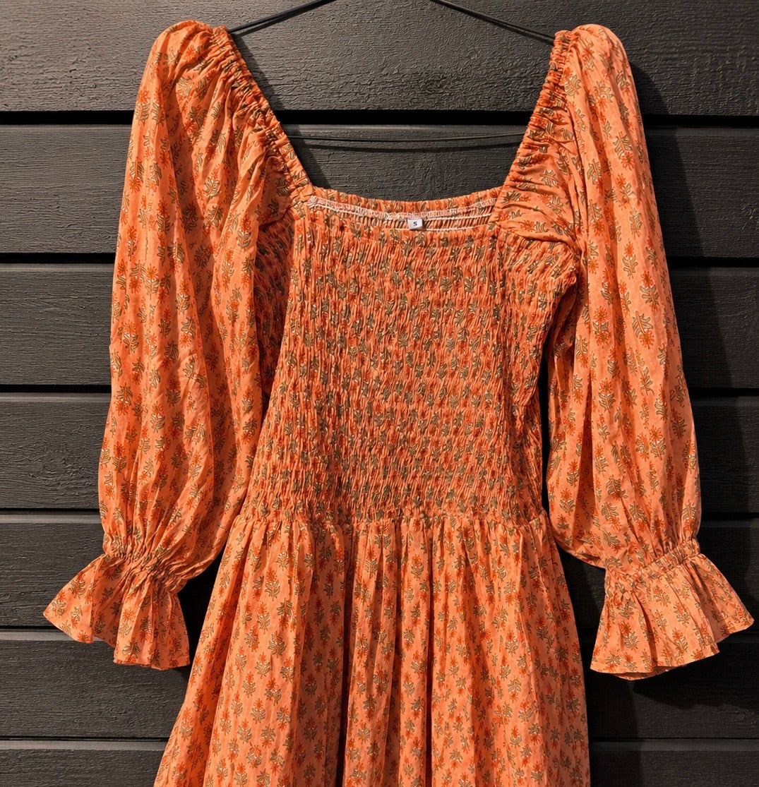 Avira midi dress - peach