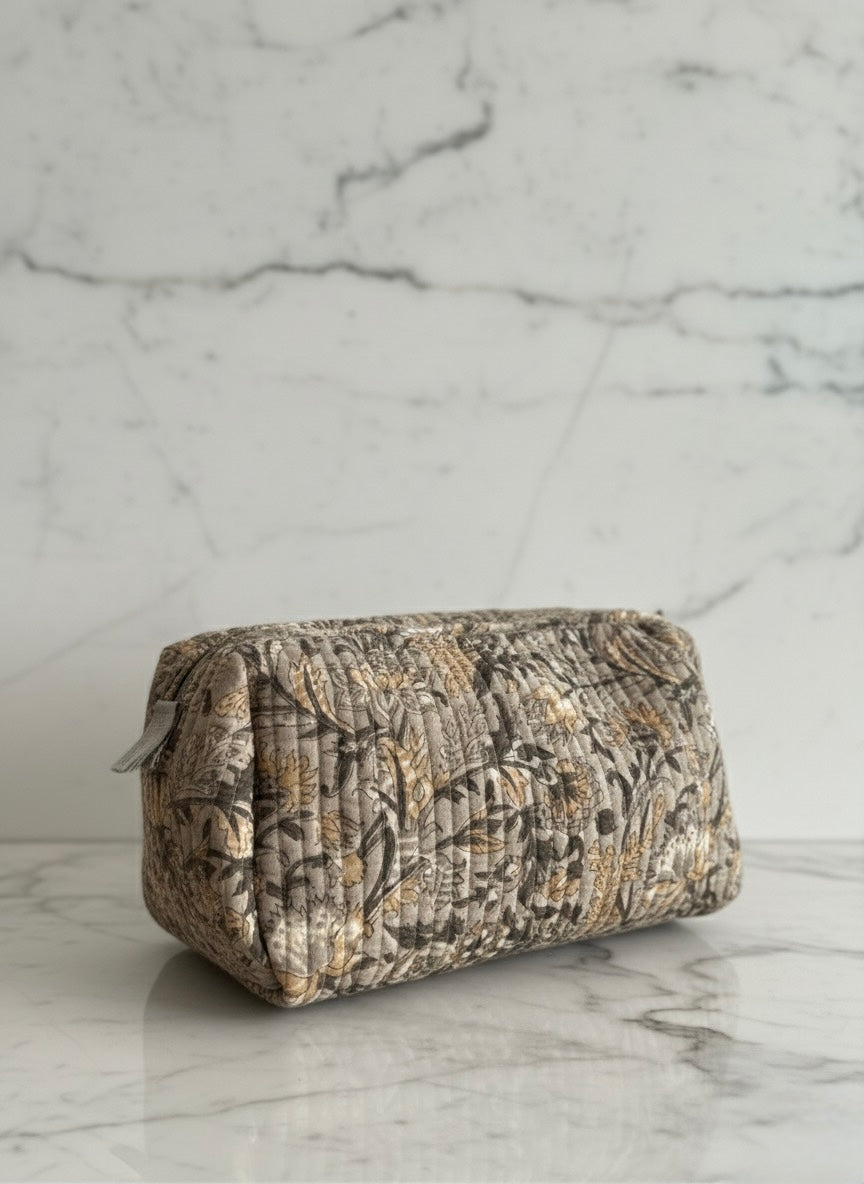 Toalettmappe - grå blomstret